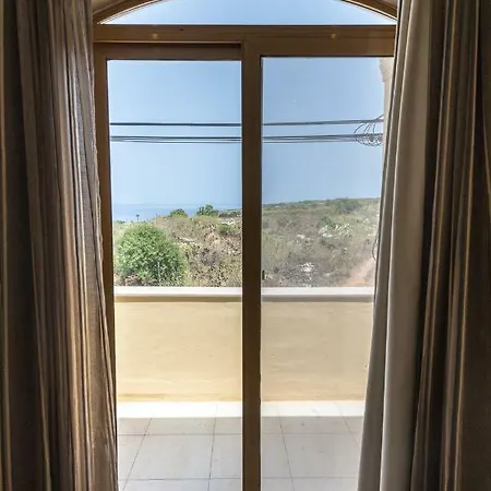 Cliff-edge Holiday Retreat With Private Pool Semesterbostad *